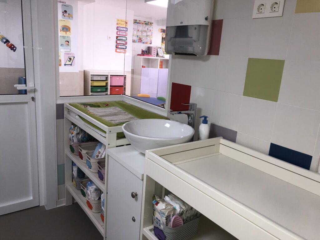 Puede ser una imagen de desagüe y hospital